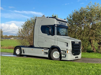 Тягач Scania 530ST V8 NGS | VLASTUIN " GREY GRIFFIN " | FULL AIR | REATRDER | NEW: фото 1