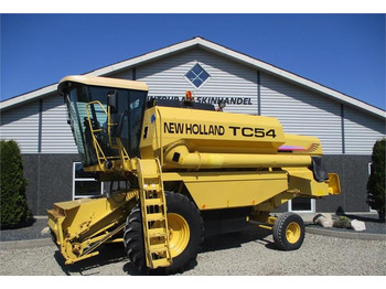 Зерноуборочный комбайн New Holland TC54 Hydro Med 13 fods skærebord og vogn: фото 1