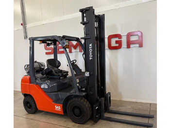 Газовый погрузчик TOYOTA FGF 25