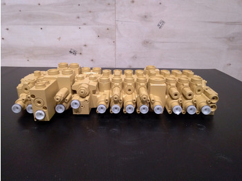 Гидравлический клапан CASE