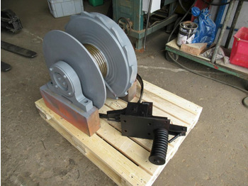 Лебёдка HITACHI