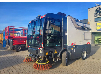 : фото в шапке страницы