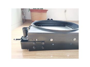 Новый Радиатор для Колёсных погрузчиков XINCHAI C490BPG Original Radiator: фото 5 Новый Радиатор для Колёсных погрузчиков XINCHAI C490BPG Original Radiator: фото 5