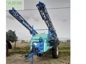 Прицепной опрыскиватель BERTHOUD