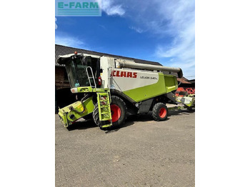 Зерноуборочный комбайн CLAAS