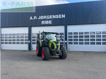 Трактор CLAAS Arion 550