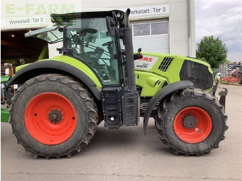 Трактор CLAAS Axion 810
