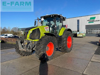Трактор CLAAS Axion 810