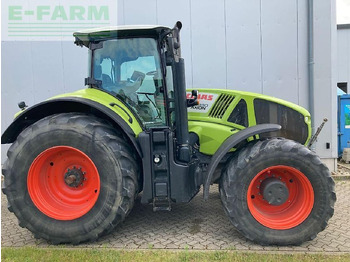 Трактор CLAAS Axion 930