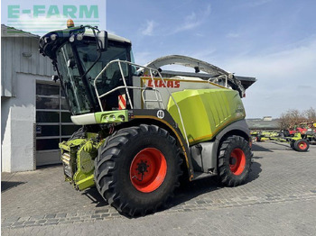 Кормоуборочный комбайн CLAAS Jaguar 950