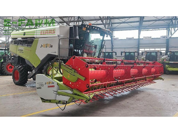 Зерноуборочный комбайн CLAAS Lexion