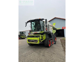 Зерноуборочный комбайн CLAAS Lexion 8700