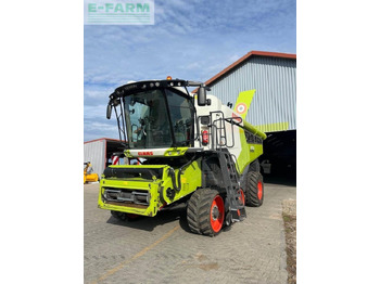 Зерноуборочный комбайн CLAAS Lexion 8700