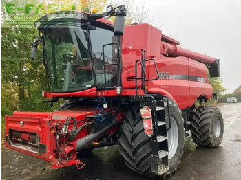Зерноуборочный комбайн CASE IH