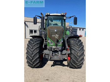 Трактор FENDT 828 Vario