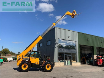 Телескопический погрузчик JCB