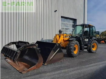 Телескопический погрузчик JCB