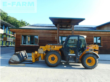 Телескопический погрузчик JCB