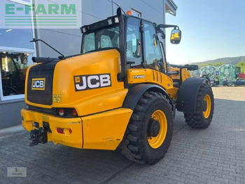 Телескопический погрузчик JCB tm 420 agri t4f: фото 3 Телескопический погрузчик JCB tm 420 agri t4f: фото 3