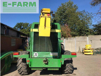 Кормоуборочный комбайн John Deere 6650: фото 3