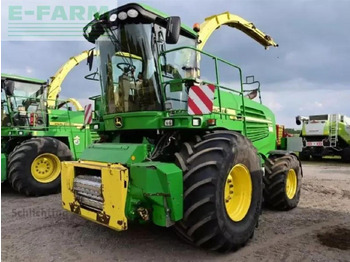 Кормоуборочный комбайн JOHN DEERE 7750