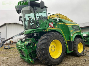 Кормоуборочный комбайн JOHN DEERE 8300