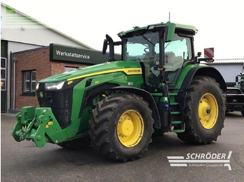 Трактор JOHN DEERE 8R Series