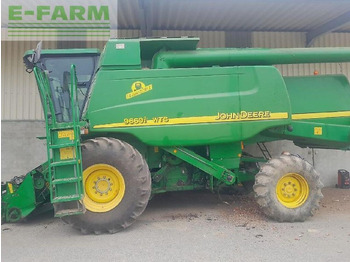 Зерноуборочный комбайн JOHN DEERE