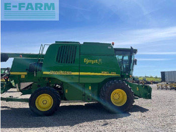Зерноуборочный комбайн JOHN DEERE