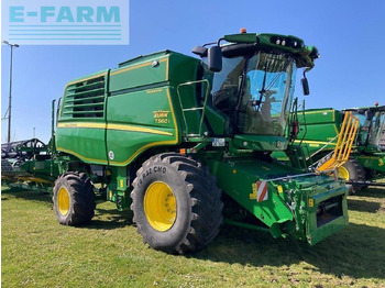 Зерноуборочный комбайн JOHN DEERE T560