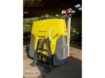 Прицепной опрыскиватель KVERNELAND