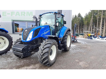 Трактор NEW HOLLAND T5