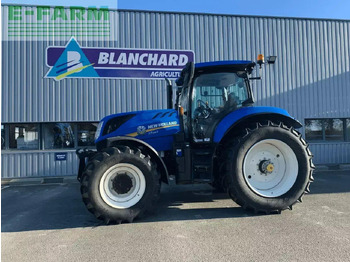 Трактор NEW HOLLAND T7