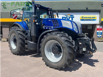 Трактор NEW HOLLAND T8