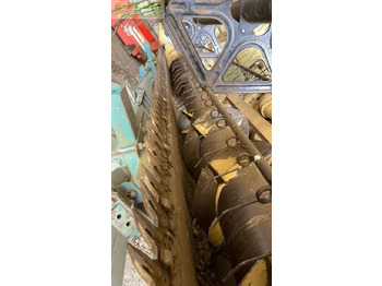 Зерноуборочный комбайн New Holland tx 67: фото 4 Зерноуборочный комбайн New Holland tx 67: фото 4