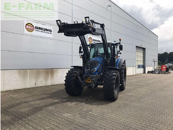 Трактор VALTRA