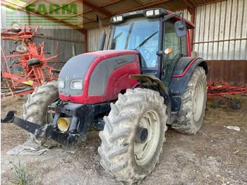 Трактор VALTRA N111