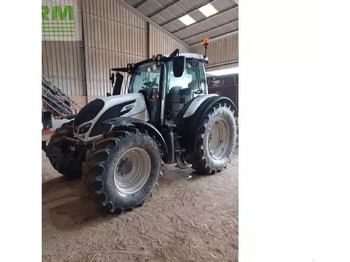 Трактор VALTRA N174