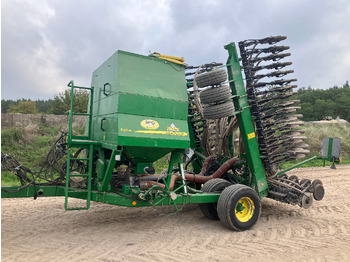 Сеялка JOHN DEERE