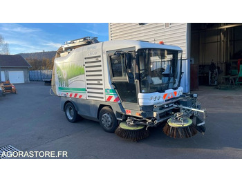 Подметально-уборочная машина RAVO