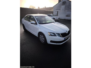 Легковой автомобиль ŠKODA