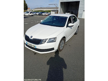 Легковой автомобиль ŠKODA