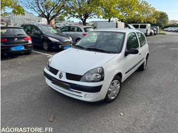 Легковой автомобиль RENAULT