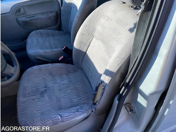 Легковой автомобиль RENAULT KANGOO: фото 4