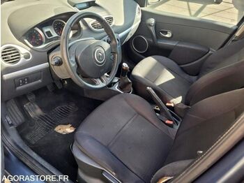 Хэтчбек Renault CLIO: фото 2 Хэтчбек Renault CLIO: фото 2