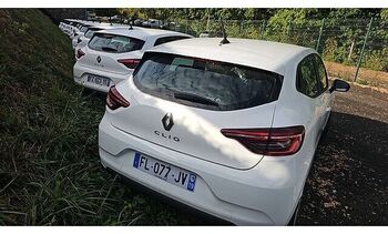 Хэтчбек Renault CLIO: фото 4 Хэтчбек Renault CLIO: фото 4