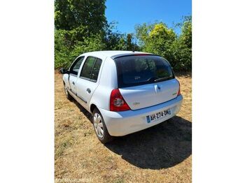 Хэтчбек Renault CLIO: фото 2 Хэтчбек Renault CLIO: фото 2