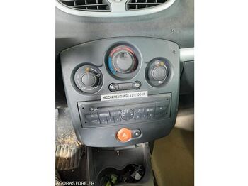 Хэтчбек Renault CLIO: фото 2 Хэтчбек Renault CLIO: фото 2