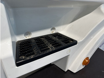 Бампер для Грузовиков MAN foot step, left side: фото 4 Бампер для Грузовиков MAN foot step, left side: фото 4