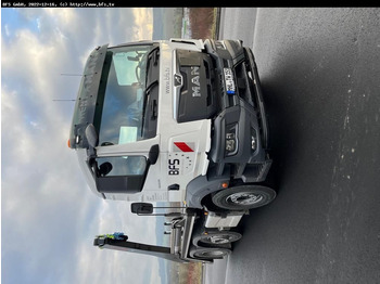 Самосвал MAN TGS (TG3) 26.510 6x2/4 BL CH HIAB: фото 4